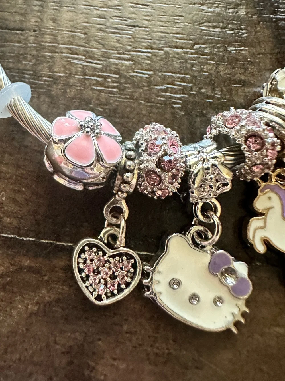 NWOT Girls Pandora Like Hello Kitty Charm Bracelet Pink/Purple Rhinestones